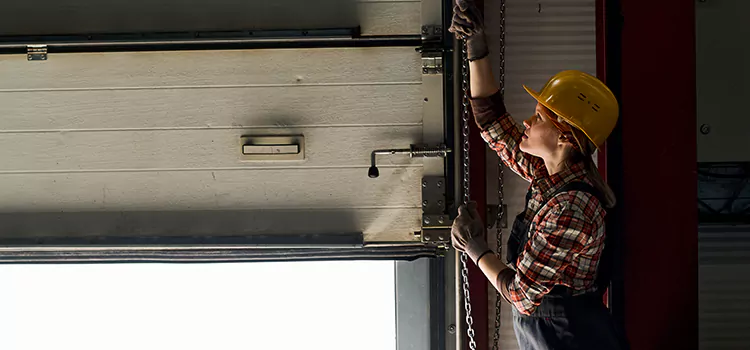 Addressing Common Garage Door Stoppage Issues in Blythe, CA