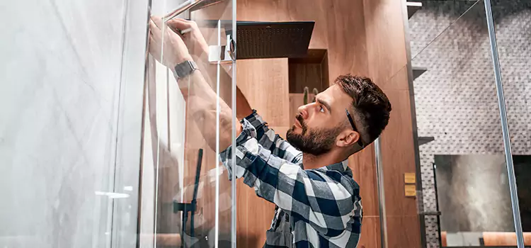 Replace Shower Doors with Frameless Blythe