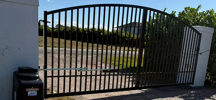 Driveway Fence Repair Blythe