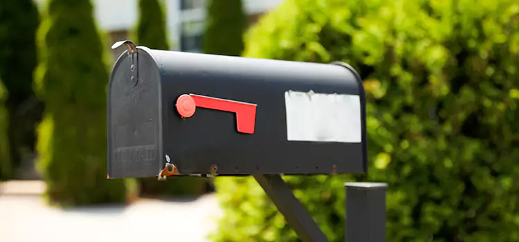 Secure Mailboxes for Packages Blythe